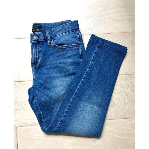 Banana Republic Denim - Banana Republic Slim Boyfriend Jeans Medium Wash Blue Denim Size 26/2 Mid Rise